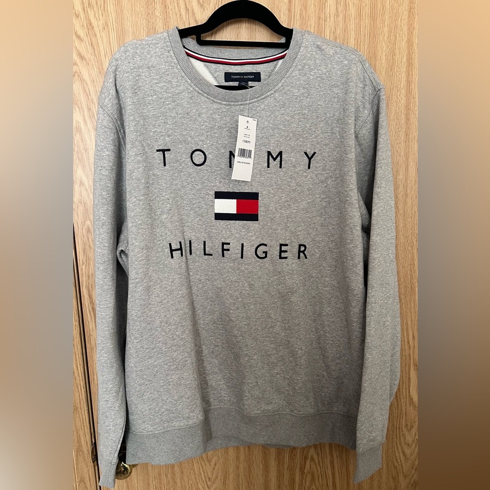 Tommy Hilfiger Gray Crewneck Sweater